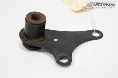 2011-2021 JEEP GRAND CHEROKEE FRONT LEFT EXHAUST DOWNPIPE MOUNT BRACKET OEM - Image 1 of 4