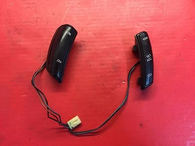 Ford Escort 1999-2002 interruptor de crucero montado en el volante OEM ¡usado!  Foto 1 de 3