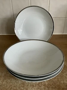 Thomas Medaillon Platin breites Band 4 x 19 cm Schalen - Bild 1 von 8