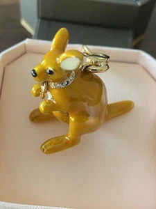 NWT Juicy Couture RARE Kangaroo Charm opens up in the front pouch a small dogm - Picture 1 of 16