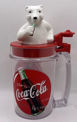 Taza de plástico Coca Cola Singing Polar Bear 1997 tapa abatible 9" de alto Foto 1 de 4