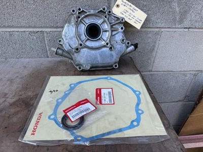Honda GX390 CRANKCASE COVER/SUMP 11300-z1c-600 - Imagem 1 de 4