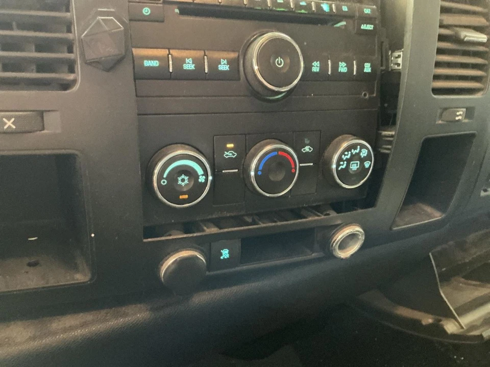 Motor soplador con CA doble cabina Opt C67 se adapta a camioneta Sierra 1500 07-10 4969794 Foto 1 de 1