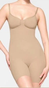 Skims Women's Seamless Sculpt Low Back, Mid Thigh Bodysuit, Large, Clay. NIB. - Picture 1 of 6