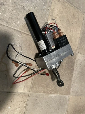 Proform Crosswalk Advanced 525i Treadmill Incline Motor 163895/ 010-0129/ Pl-01r - Image 1 of 4