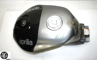 04-10 APRILIA TUONO 1000R RSV1000 FUEL GAS TANK - Image 1 of 4