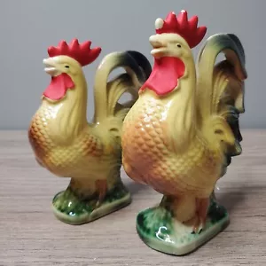 Vintage Keramik Hähne 2er Set Markenlos (hat Fehler) ca. 5" hoch - Bild 1 von 11