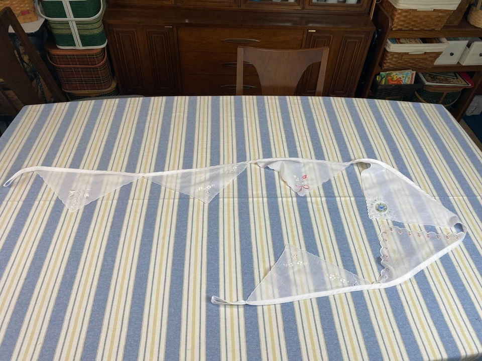 Винтажный носовой платок гирлянда носовой платок баннер ручной работы цветы белый розовый - Изображение 1 из 4