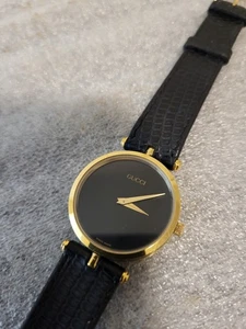 VINTAGE GUCCI 6J WATCH 1980s G.P. BLACK ENAMEL STACK LEATHER BAND 30mm-NEW BATT - Picture 1 of 20