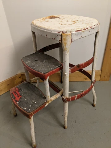 Vintage Cosco Red & White Kitchen Step Stool Ladder Seat w/ fold out Steps Cover