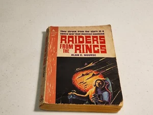 Raiders From The Rings: 1965 Pyramid Second Printing Paperback by Alan E. Nourse - Picture 1 of 7