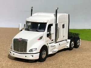 Peterbilt 579 6x4 en blanco, modelos de camiones WSI, escala 1:50 - Imagen 1 de 4