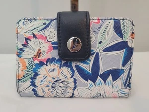 Nautica Compact Wallet Floral RFID Protection Credit Card Slots - Imagen 1 de 12