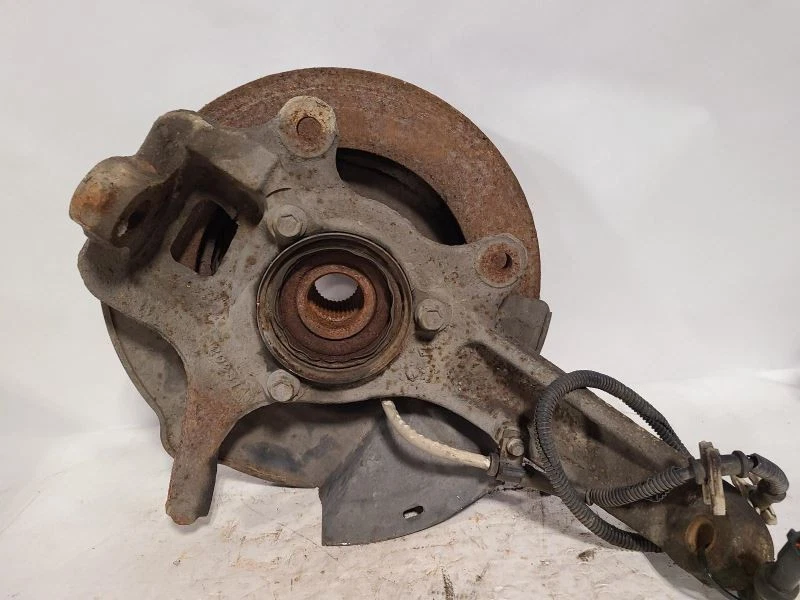 Husillo/nudillo delantero del conductor a través de 8500 PBV para camioneta Ford F250 97-99 1953675 Foto 1 de 3