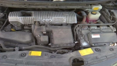 Conjunto de filtro de aire usado se adapta a: Toyota Prius Prius 2013 enchufable VIN DP 7º y 8 Foto 1 de 4