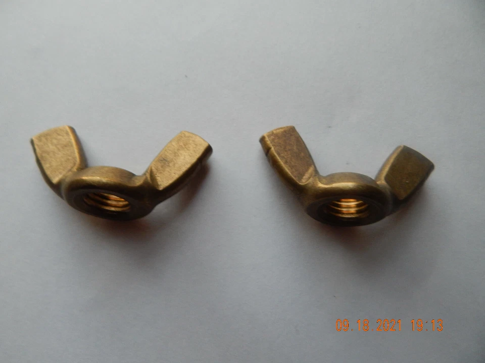 BRASS WING NUTS   5/8-11   2 PCS.  NEW - Imagem 1 de 1