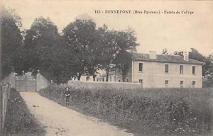 CPA 65 BONNEFONT ENTREE DU COLLEGE - Picture 1 of 1