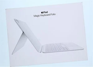 Apple iPad Magic Keyboard Folio (White) - Picture 1 of 2