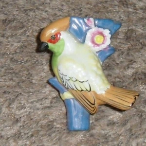 Vintage BIRD Wall Pocket Hand Painted Lusterware JAPAN - Picture 1 of 6