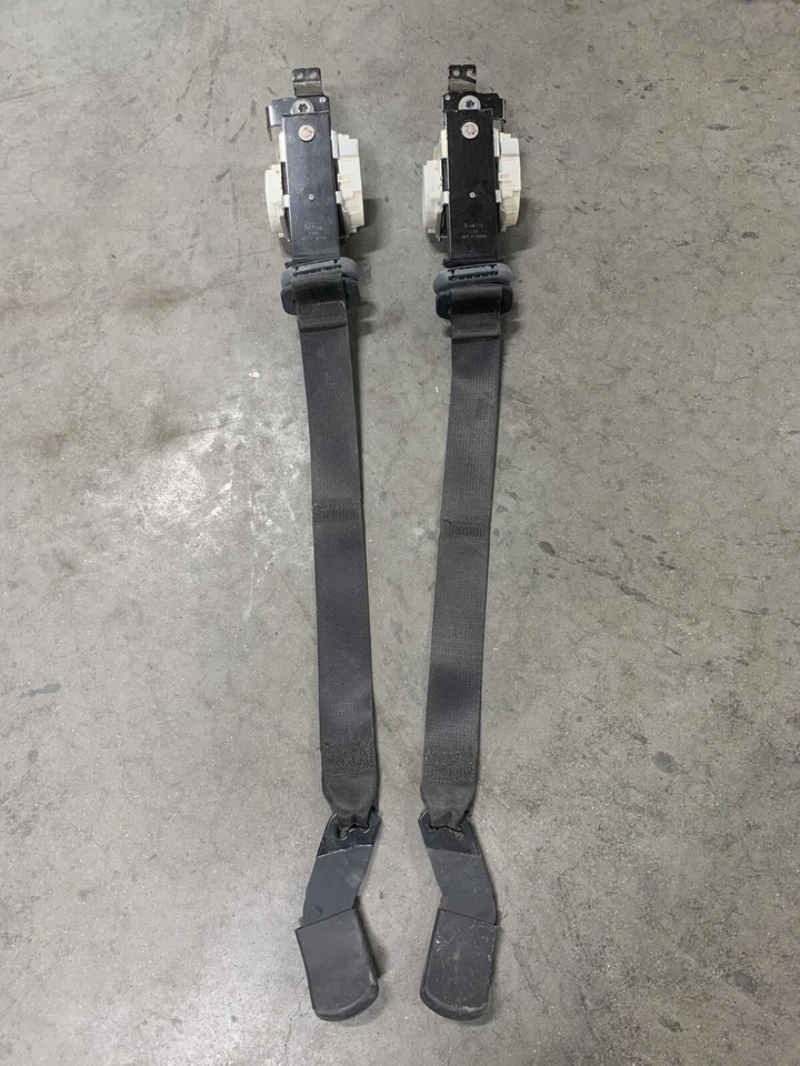 Ford F250 F350 F450 2008-2016 cinturones de seguridad exteriores traseros negros Foto 1 de 1