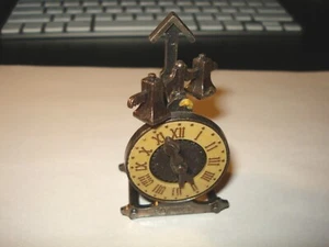 Ingranaggi temperamatite orologio metallo vintage funzionanti! Orologio lancette gira anni 80 - Foto 1 di 8