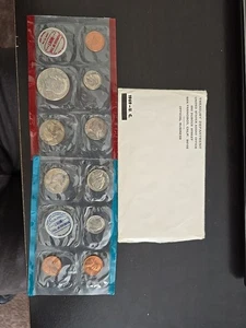 1969 - P D - Uncirculated 10 COINS US MINT SET in Envelope - Picture 1 of 3
