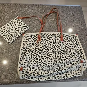Anthropologie Gepard Tiermotiv Beuteltasche und Kosmetiktasche Lederriemen gebraucht, in einwandfreiem Zustand - Bild 1 von 19