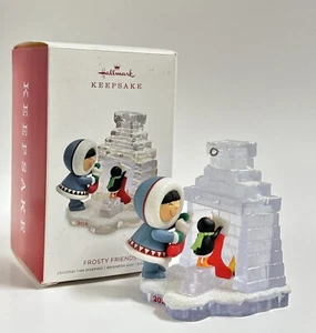 2018 Hallmark Frosty Friends #39 Serie Eskimo & Penguin at Ice Mantel - Bild 1 von 6