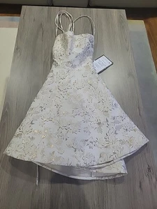 B Darlin Juniors' Lace-Up A-Line Dress, ivory/gold, Size-5/6 - Picture 1 of 9