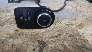 Vauxhall Corsa D Scheinwerferschalter Bedienelemente Nebelscheinwerferschalter Steuerung 13310334 - Bild 1 von 2