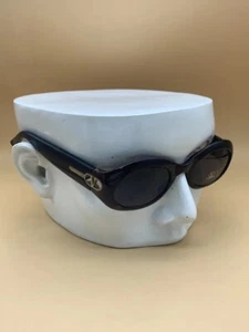 Vintage Valentino 5191/S Sunglasses Black Cat Eye Frames 90's Made In Italy - Picture 1 of 10
