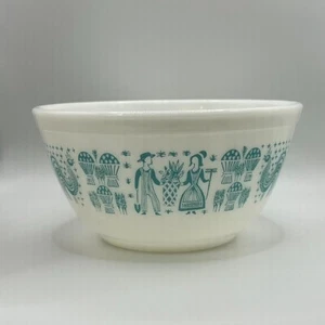 Vintage PYREX AMISH BUTTERPRINT MIXING BOWL TURQOISE & WHITE 402 1.5 Qt. - Picture 1 of 6
