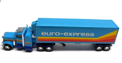 Vintage NEW K- 17 MATCHBOX SUPERKINGS - EURO-EXPRESS SEMI- TRUCK CONTAINER - Image 1 of 4