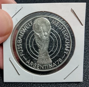 Casinò Austria 1978 Argentina Mondiali Calcio Calcio Moneta Commemorativa - Foto 1 di 2