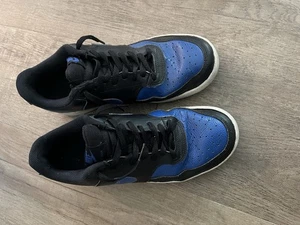 Nike Black And Blue Court Vision Low Size 10 Men’s - Picture 1 of 5