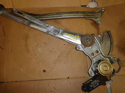 Toyota Supra MK3 1986.5-92 Passenger Side Window Motor w/ Regulator 85710-20060 - Image 1 of 4