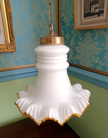 BEAUTIFUL ANTIQUE FRENCH MILK GLASS CEILING LIGHT ~ YELLOW PLEATED RUFFLE EDGE Cover