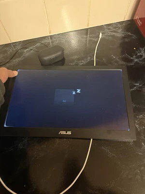 ASUS MB168B Widescreen 15.6 Inch LCD Portable Monitor - Image 1 of 4