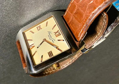 Vintage Kenneth Cole New York KS1002 Swiss Mens Watch, S301-V321, Excellent. - Image 1 of 4