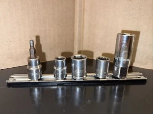 Lote de Enchufes Juego Varios Tamaños, Bujía con Soporte de Enchufe - Imagen 1 de 1