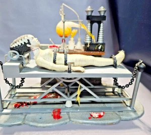 1997 Praying Mantis Polar Lights Bride Of Frankenstein Built Monster Model Kit - Picture 1 of 13