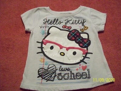 Conjunto de camisetas/adesivos para meninas Hello Kitty tamanho 2 pulseira livro de cores - Imagem 1 de 4