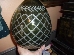easter egg, large etched glass; smoky gray;gorgeous item. - Picture 1 of 4