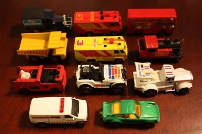 VINTAGE LOT OF 11 DIE CAST MATCHBOX CARS VEHICLES JEEP BUS FIRE DUMP TRUCK VAN - Image 1 of 4