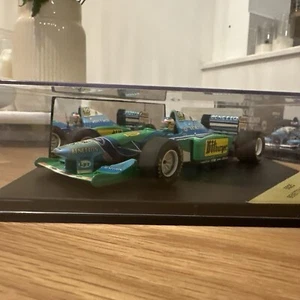 Ford F1 Benetton B194 - Michael Schumacher escala 1:24 Die-Cast Onyx modelo 5018 - Imagen 1 de 4