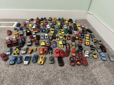 Lot of 125 Vintage Hot Wheels Matchbox +  1970’s 80s 2000 Mixed Car Lot - Image 1 of 4