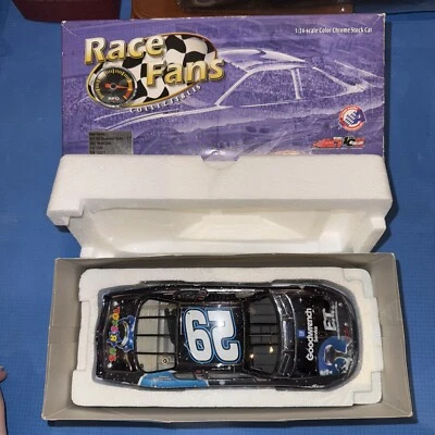 Kevin Harvick #29 2002 GM Goodwrench Service ET Action Race Fans Chrome - Image 1 of 4