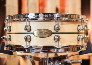 Pearl 14x5 Music City Custom Solid Maple Ebony Center Inlay Snare Drum - Picture 1 of 7