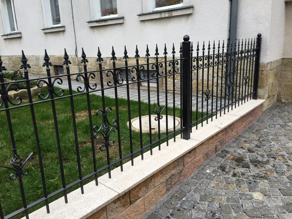 Naturstein Mauerabdeckung gelb/ grau Abdeckplatte Granit Mauerabdeckplatte matt - Bild 1 von 1