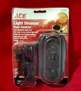 Atenuador de control de pie de 4 amperios 500 vatios para luces halógenas e inccadescentes - Imagen 1 de 1